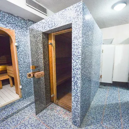 California Resort 4*